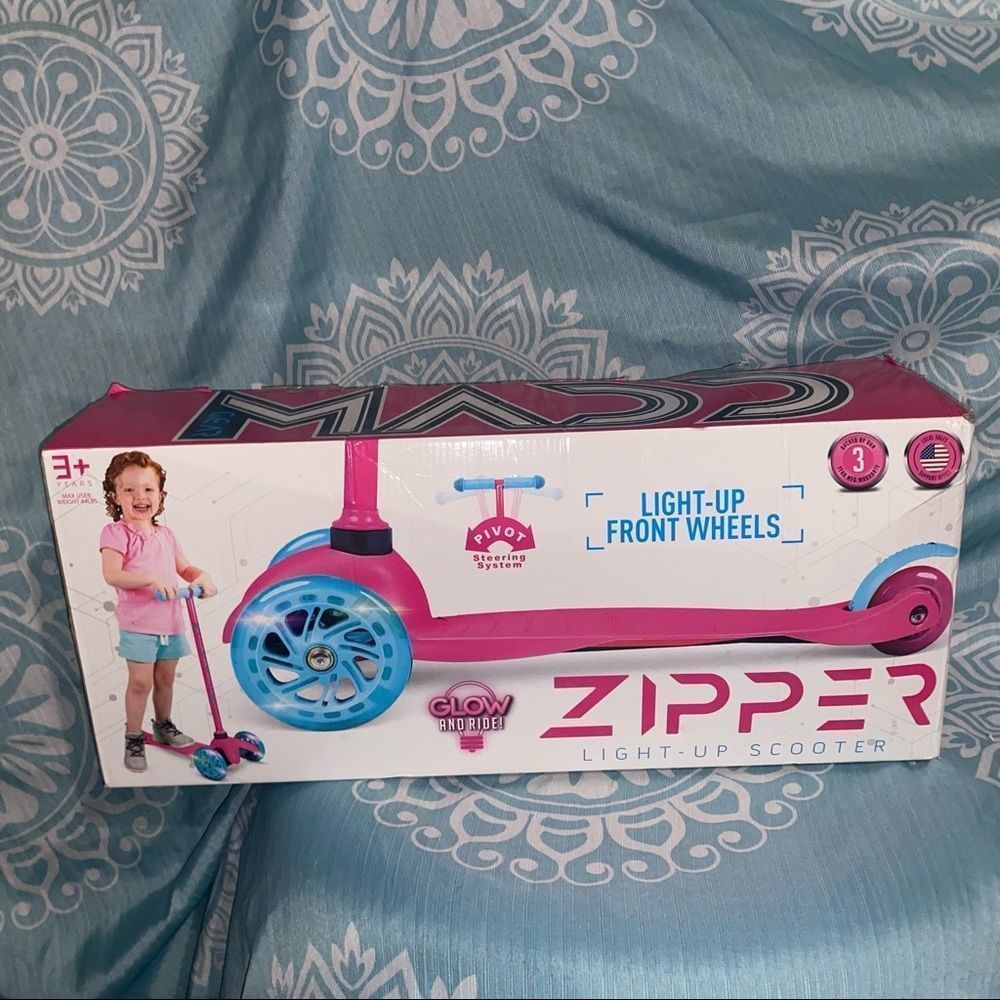 Zipper scooter